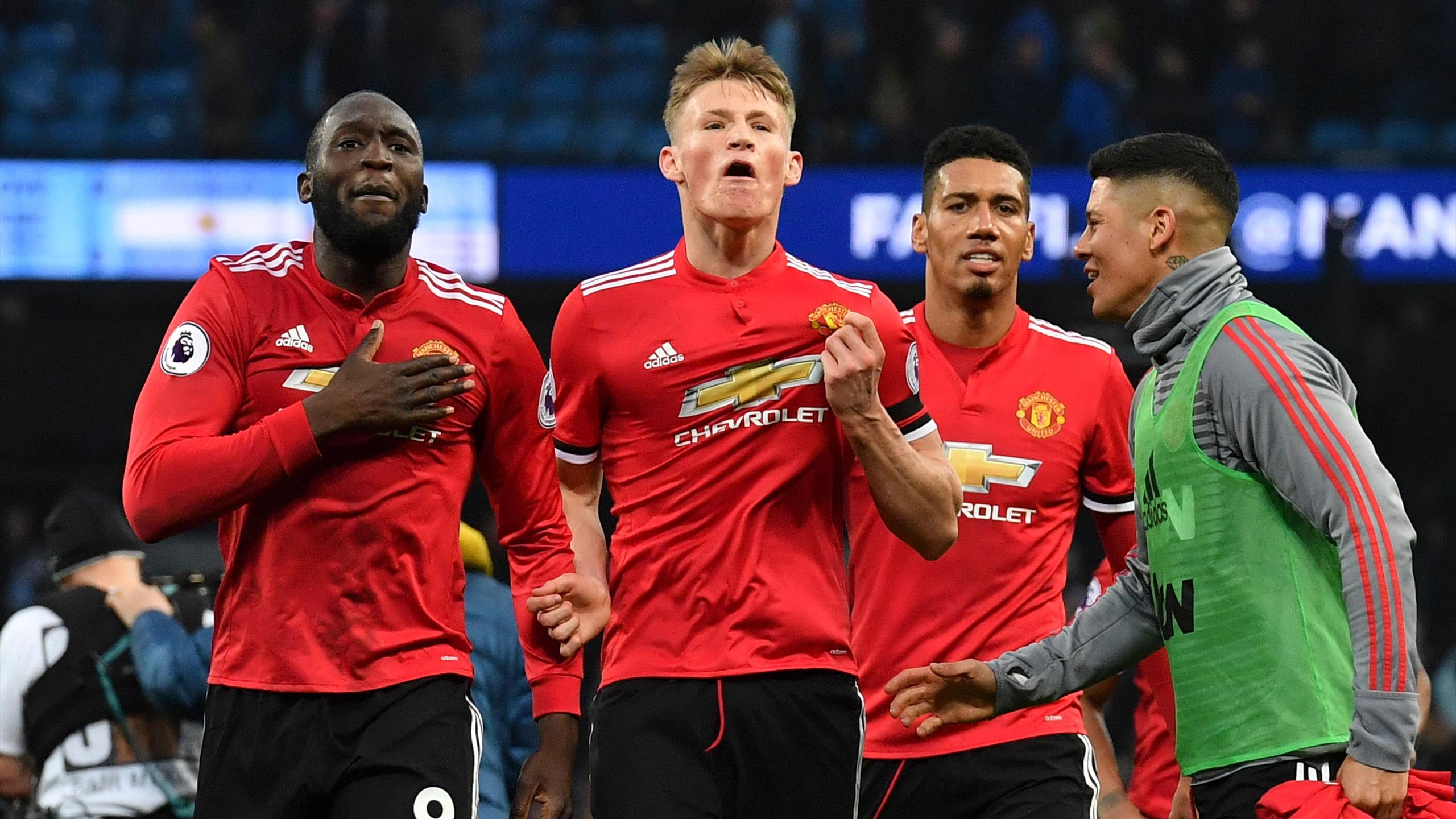 Кричалки manchester united в адрес манчестер сити Кричалки manchester united в адрес манчестер сити